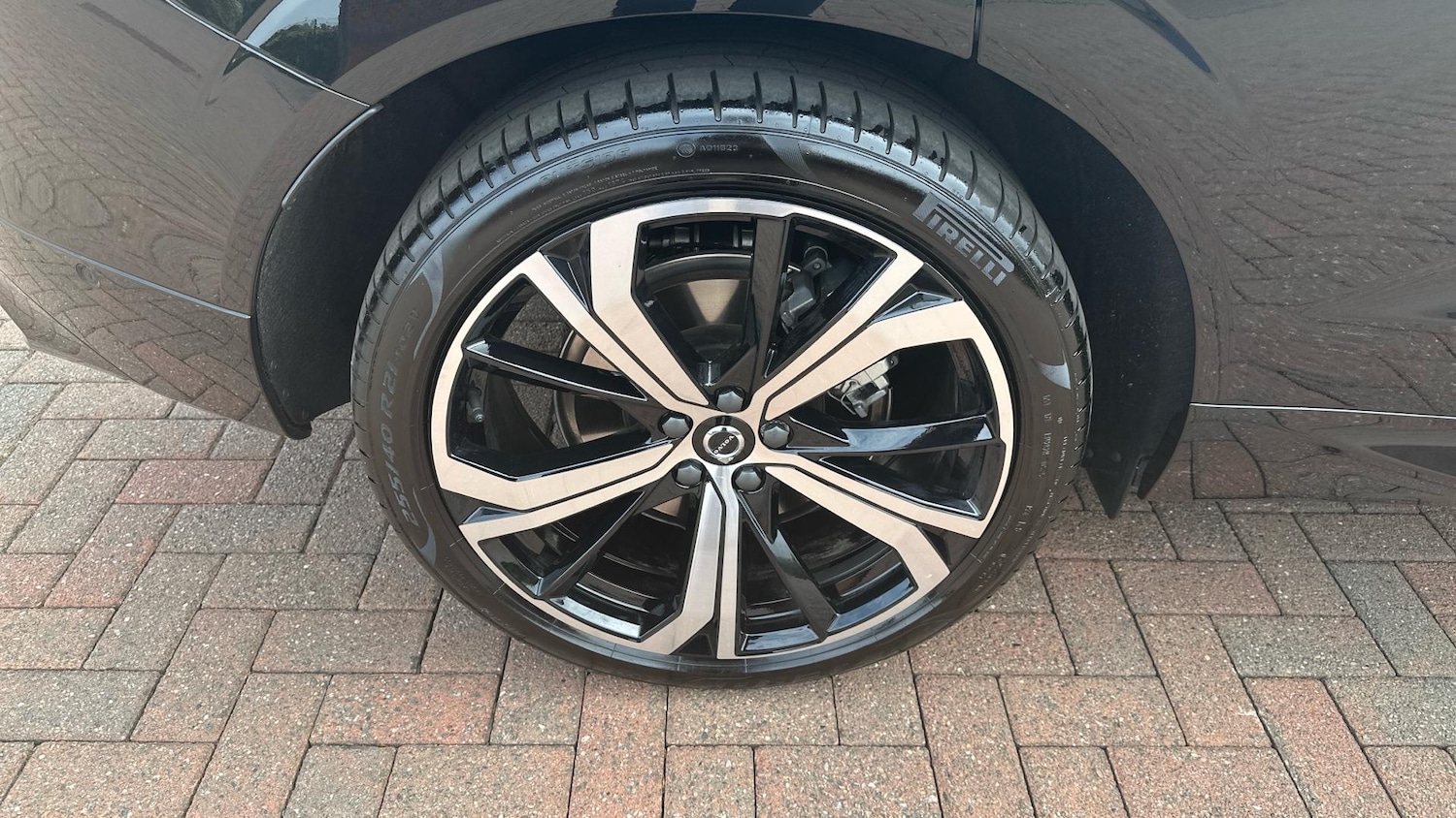 Used Volvo XC60 2025 for sale - 76307353: Photo 40