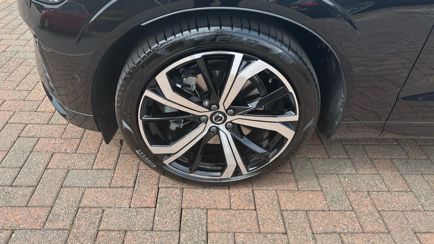 Used Volvo XC60 2025 for sale - 76307353: Photo 42