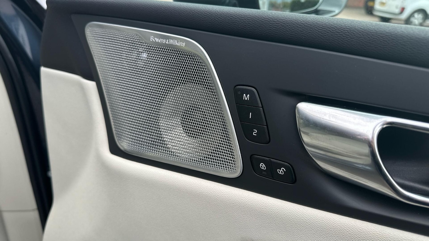 Used Volvo XC60 2022 for sale - 76484650: Photo 38