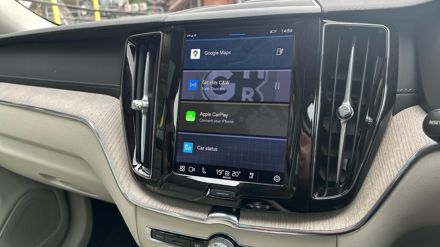 Used Volvo XC60 2022 for sale - 76484650: Photo 47