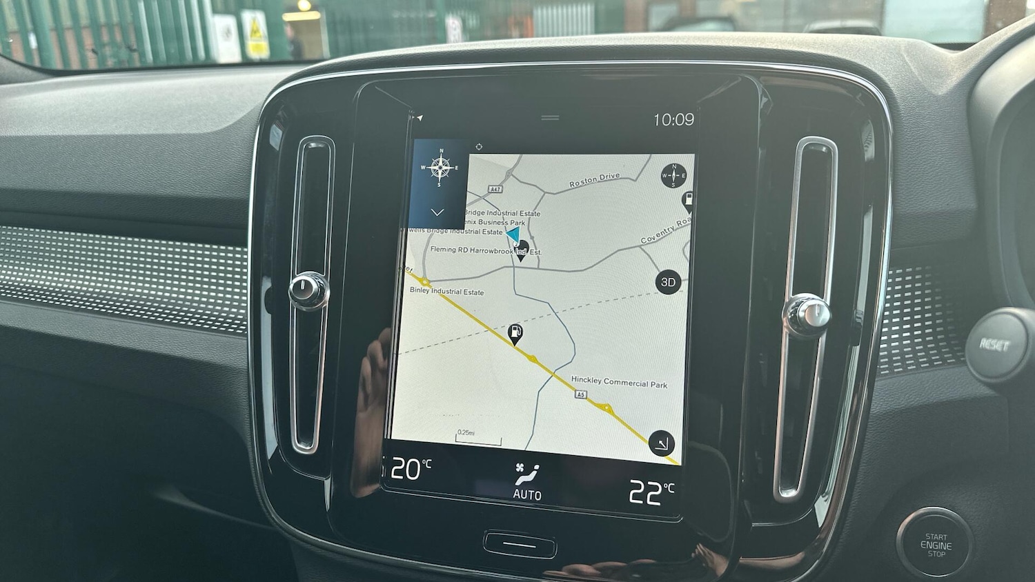 Used Volvo XC40 2021 for sale - 77940115: Photo 16