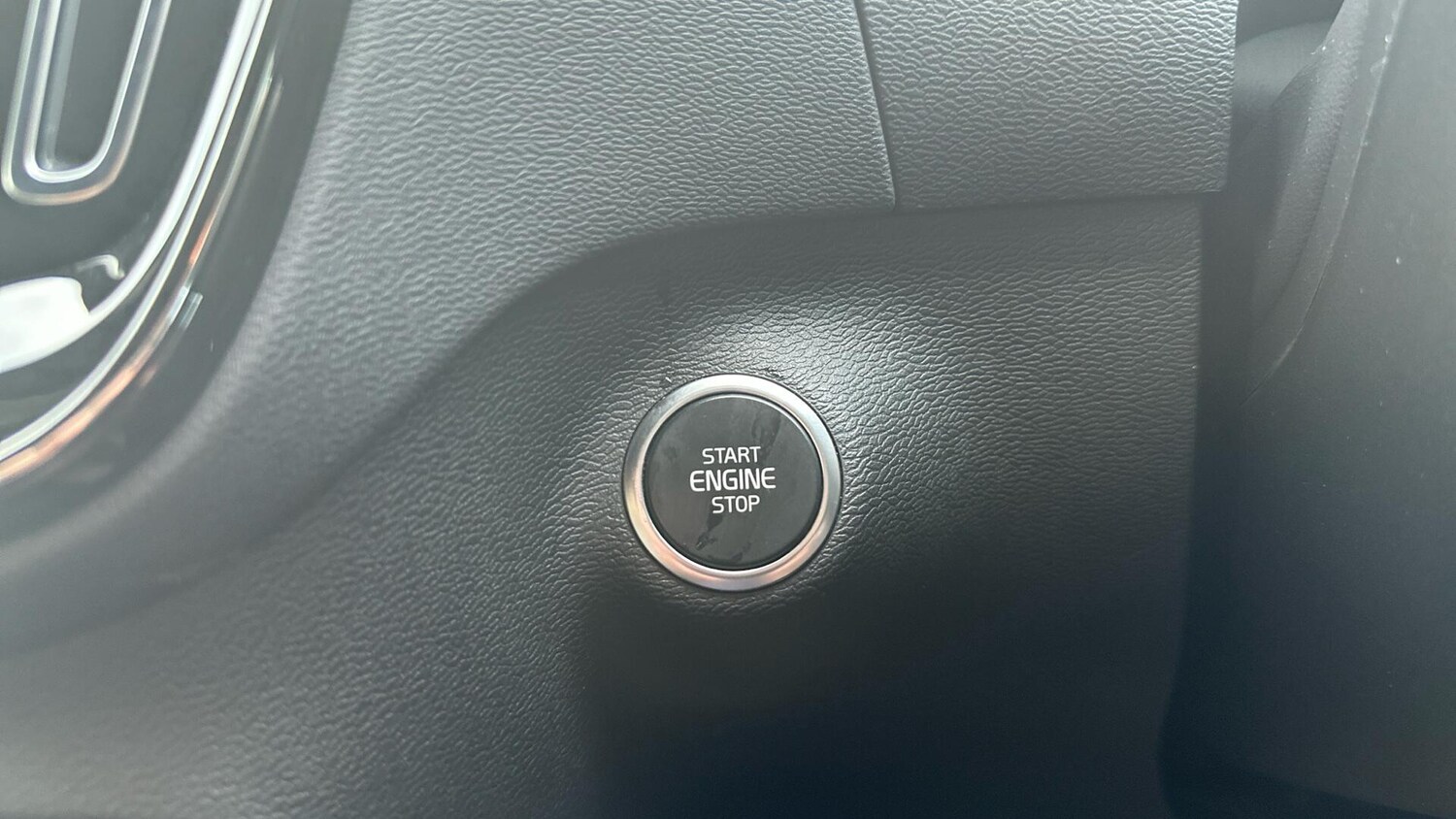 Used Volvo XC40 2021 for sale - 77940115: Photo 23