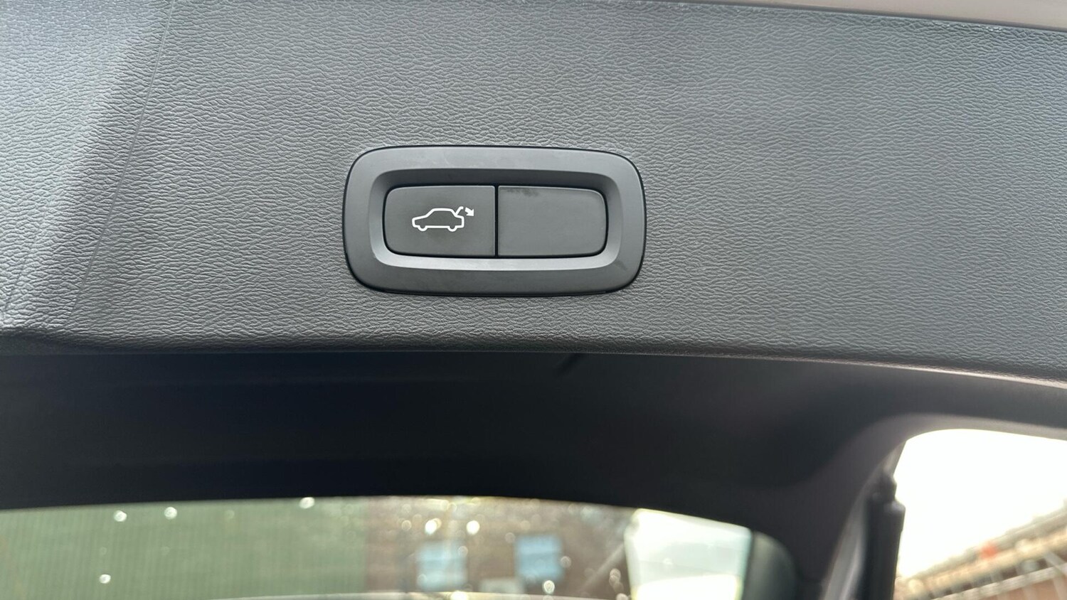 Used Volvo XC40 2021 for sale - 77940115: Photo 28