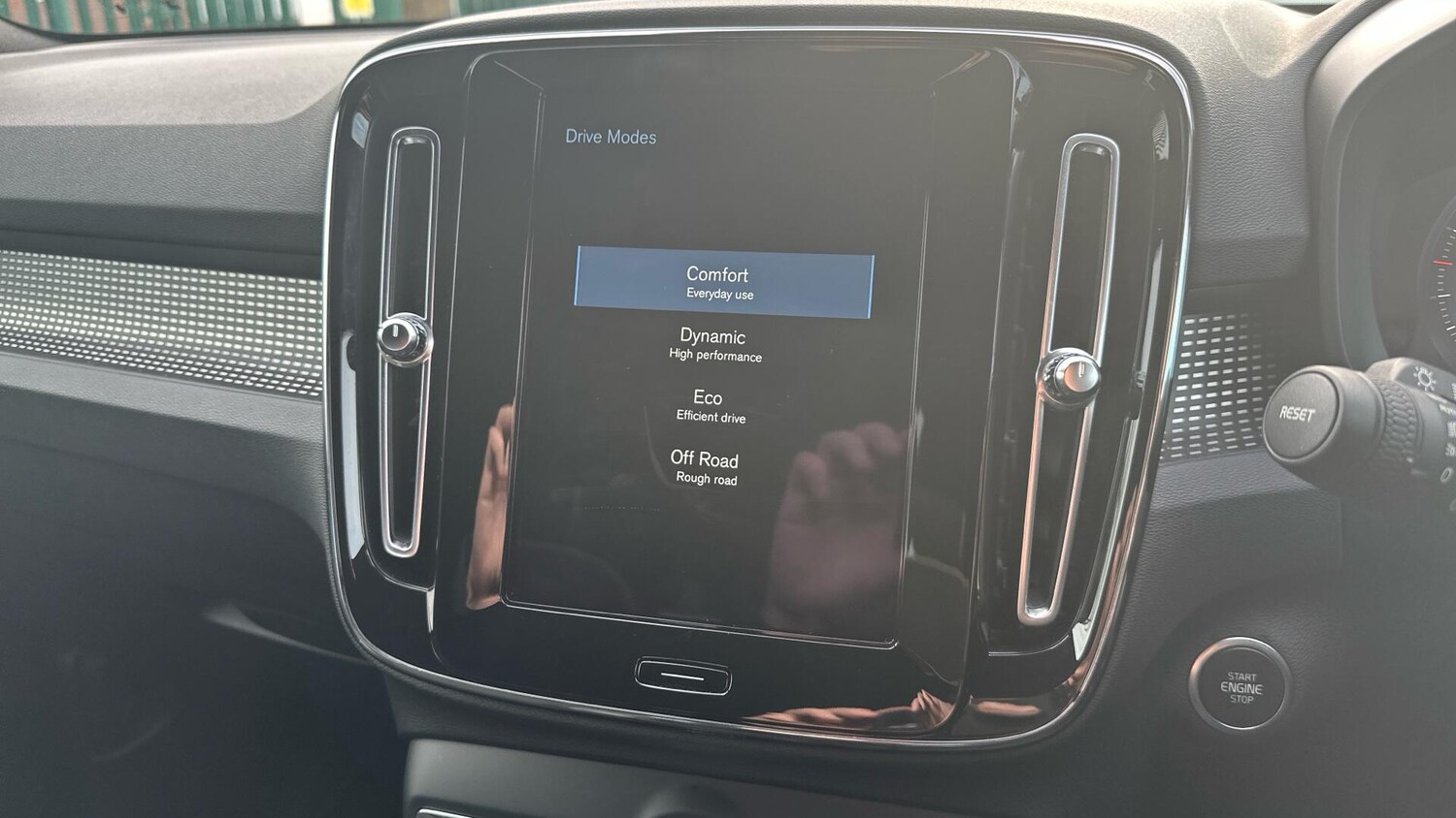 Used Volvo XC40 2021 for sale - 77940115: Photo 45