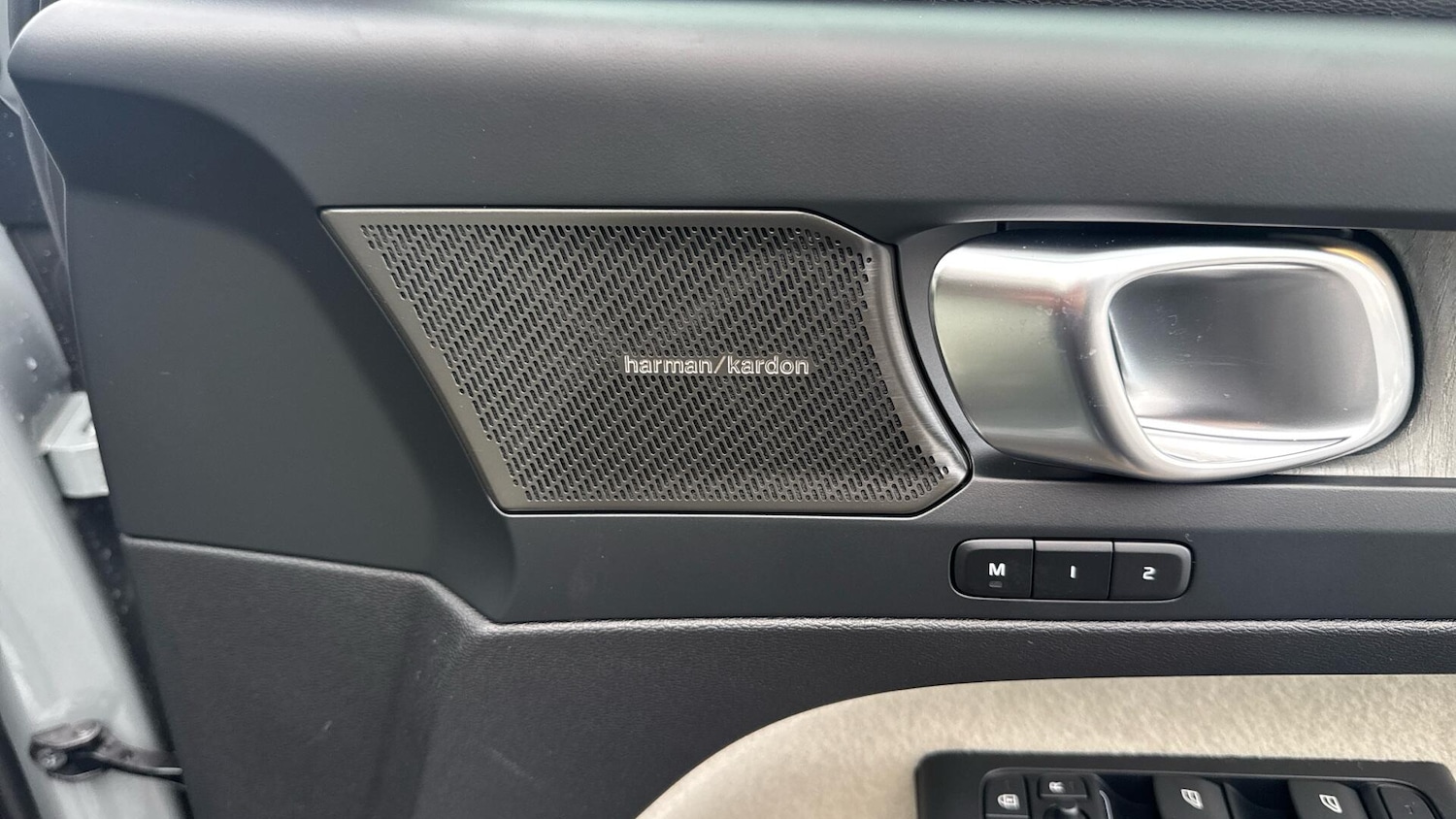 Used Volvo XC40 2026 for sale - 77229645: Photo 25