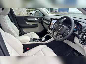 Used Volvo XC40 2026 for sale - 77229645: Photo