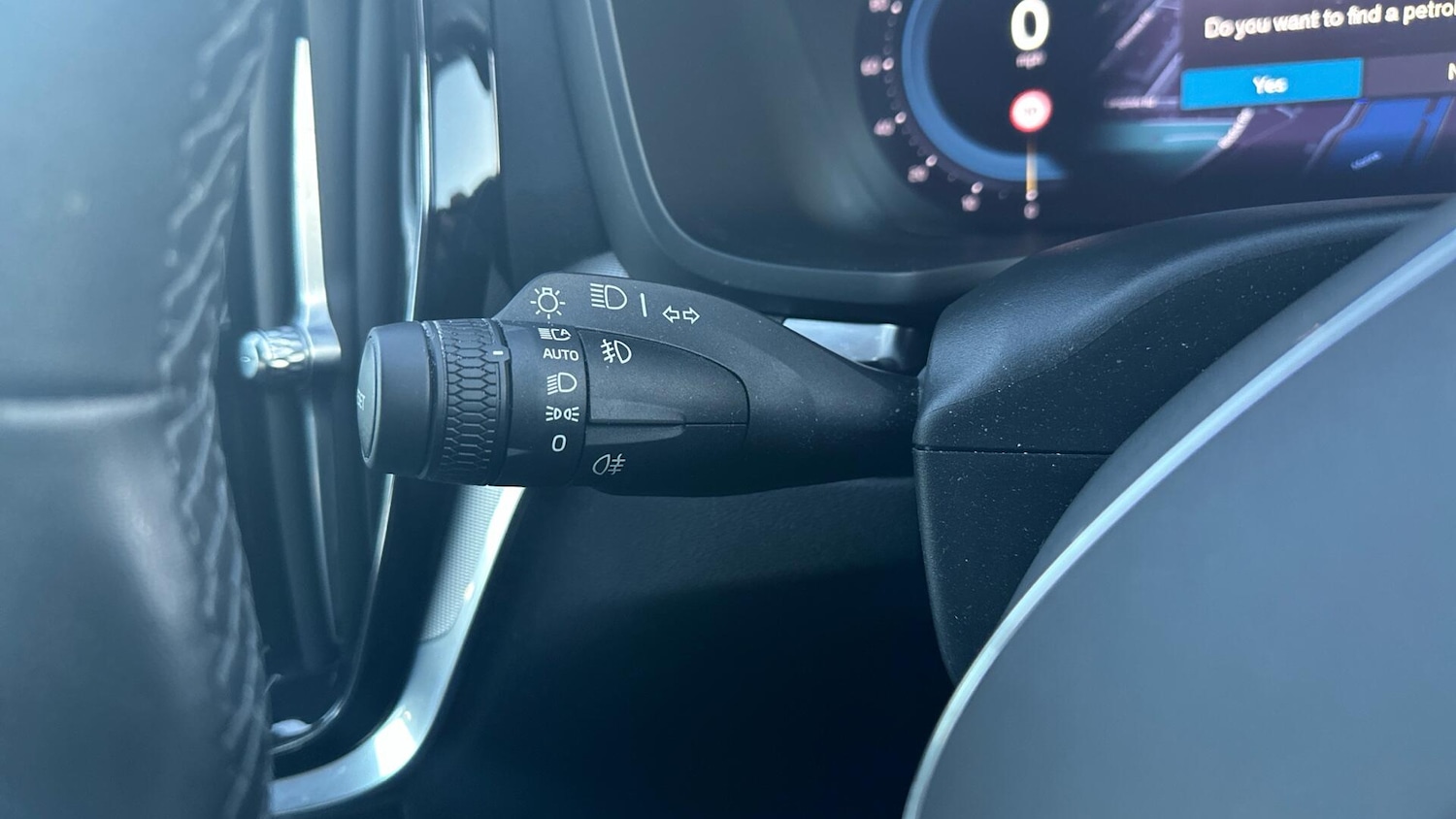 Used Volvo V60 2022 for sale - 76886092: Photo 18