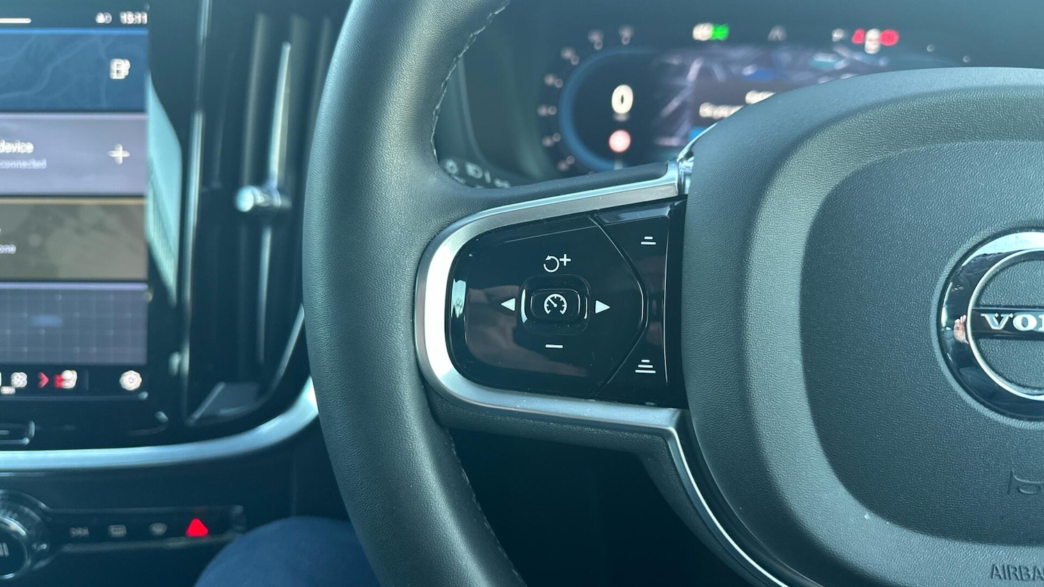 Used Volvo V60 2022 for sale - 76886092: Photo 19