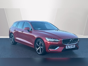 Used Volvo V60 2022 for sale - 76886092: Photo