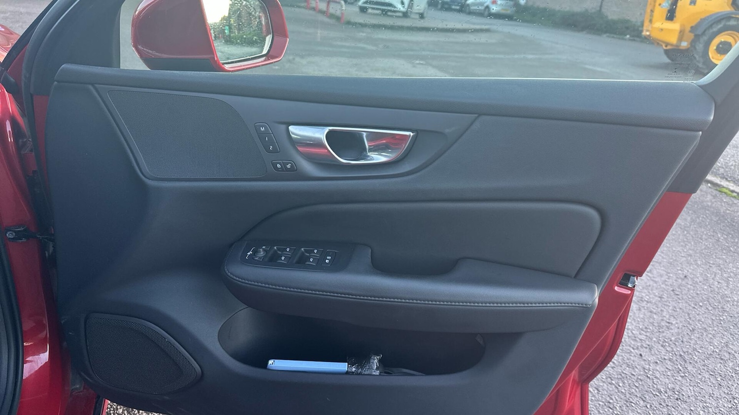 Used Volvo V60 2022 for sale - 76886092: Photo 27