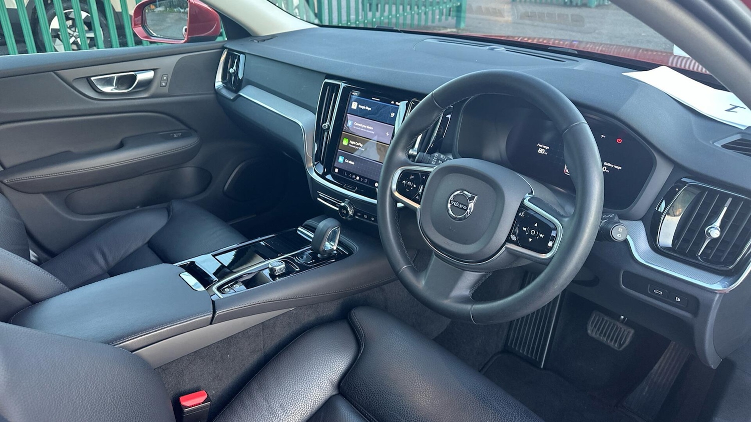 Used Volvo V60 2022 for sale - 76886092: Photo 4