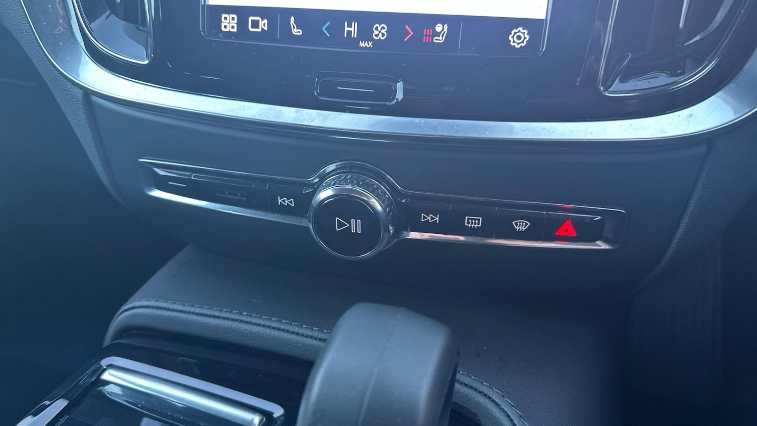 Used Volvo V60 2022 for sale - 76886092: Photo 50