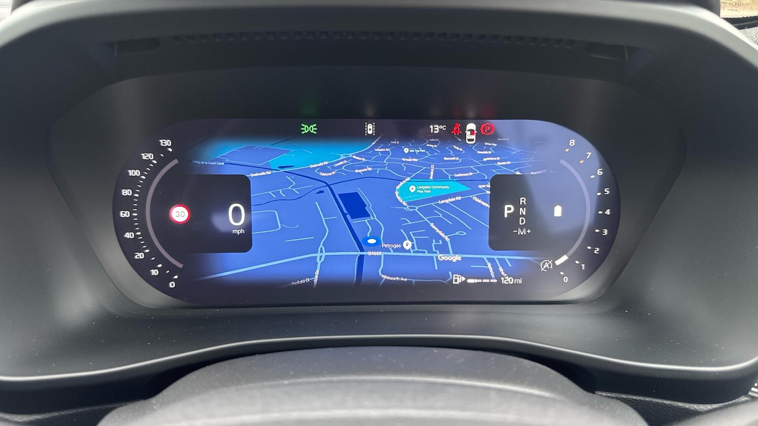 Used Volvo XC40 2025 for sale - 77673167: Photo 11