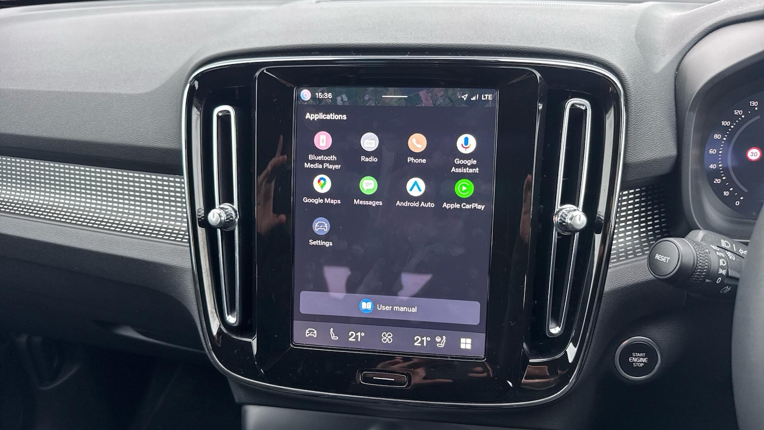 Used Volvo XC40 2025 for sale - 77673167: Photo 12