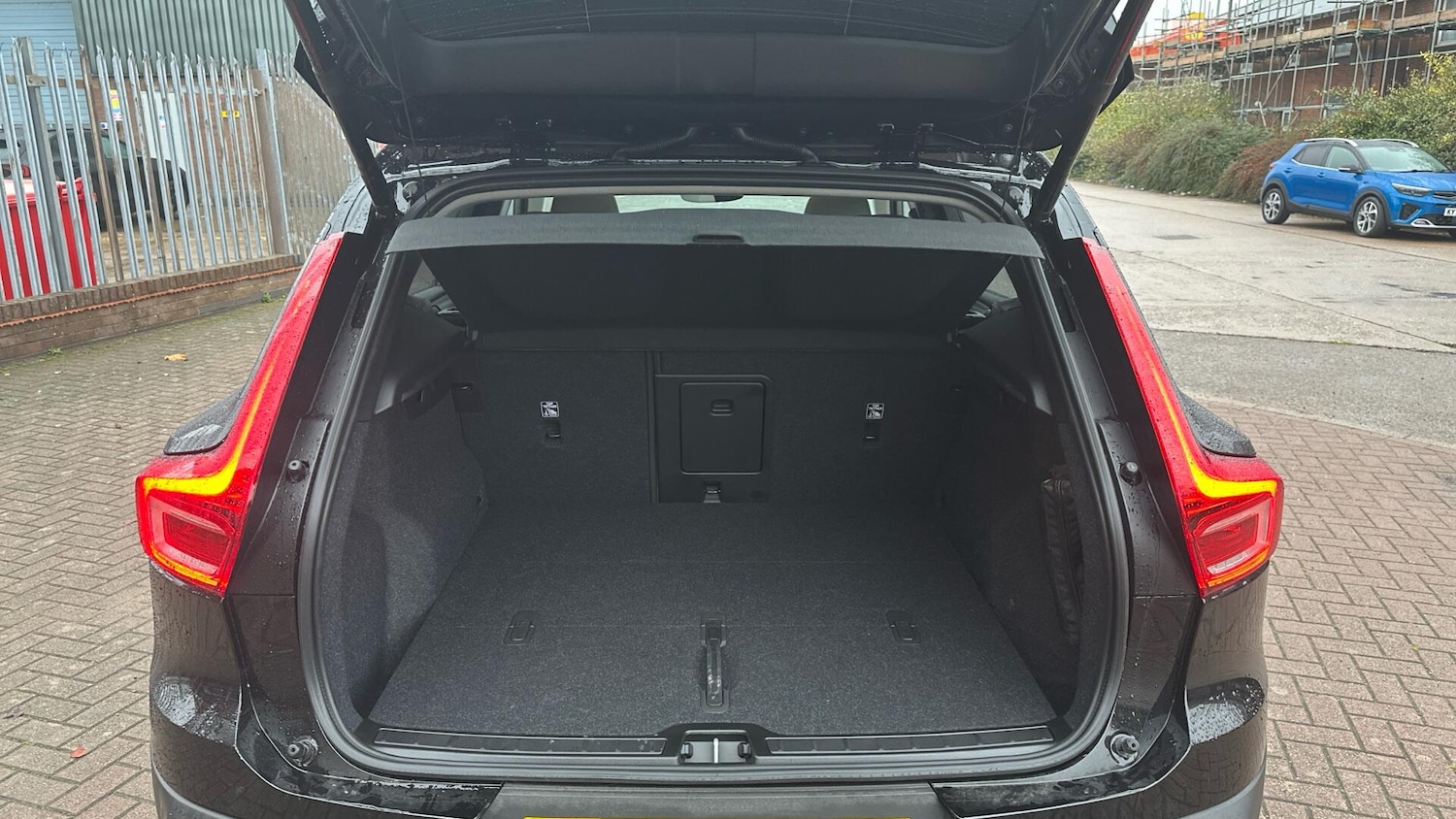 Used Volvo XC40 2025 for sale - 76307752: Photo 13