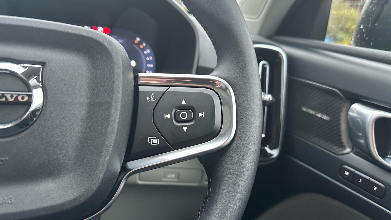 Used Volvo XC40 2025 for sale - 76307752: Photo 20