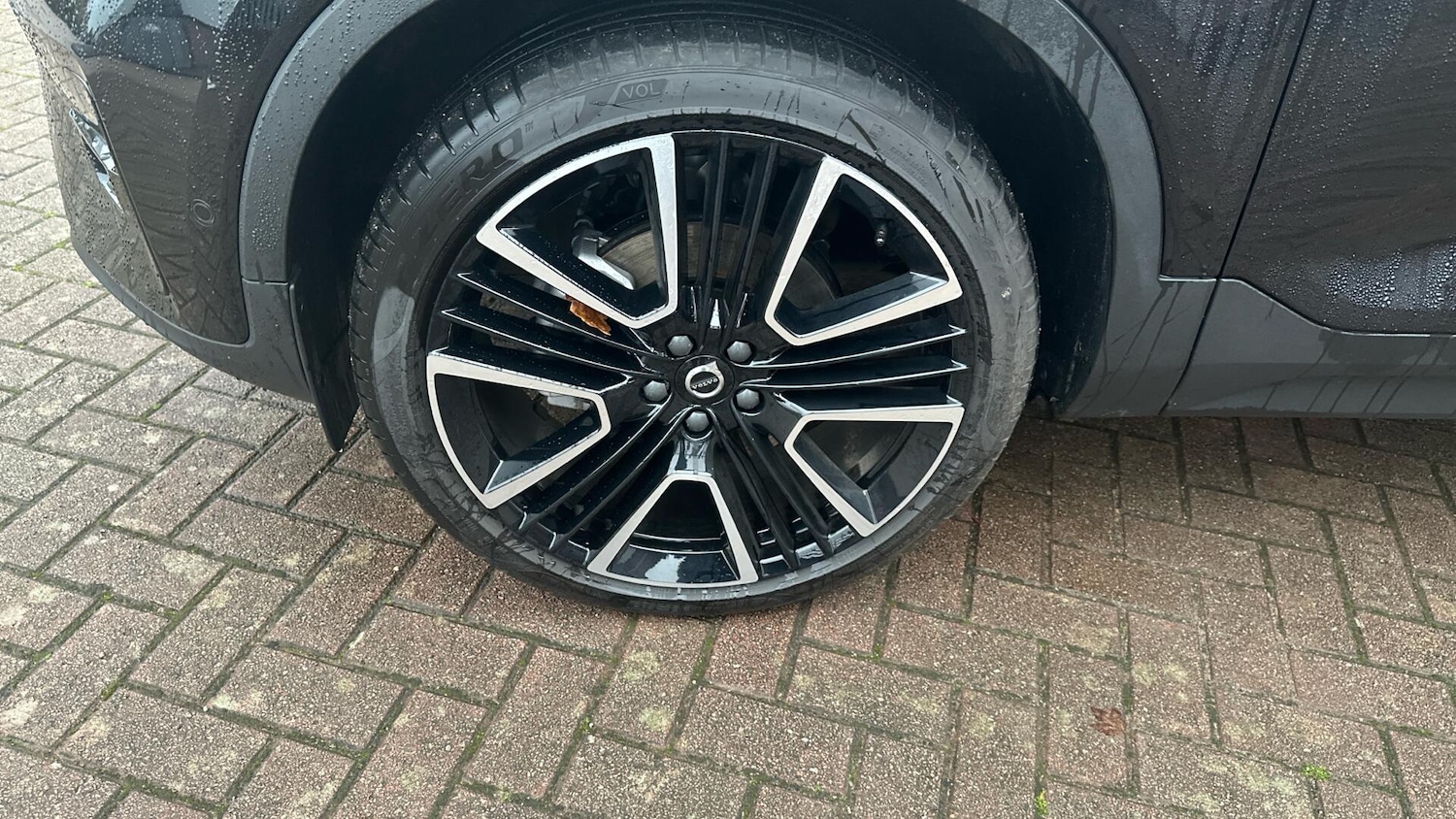 Used Volvo XC40 2025 for sale - 76307752: Photo 38