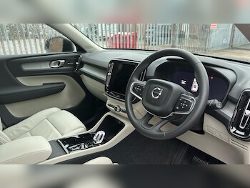 Used Volvo XC40 2025 for sale - 76307752: Photo