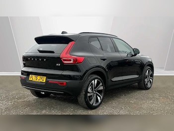 Used Volvo XC40 2025 for sale - 78999120: Photo