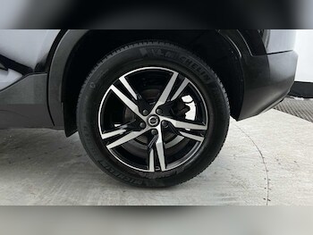 Used Volvo XC40 2021 for sale - 77511051: Photo