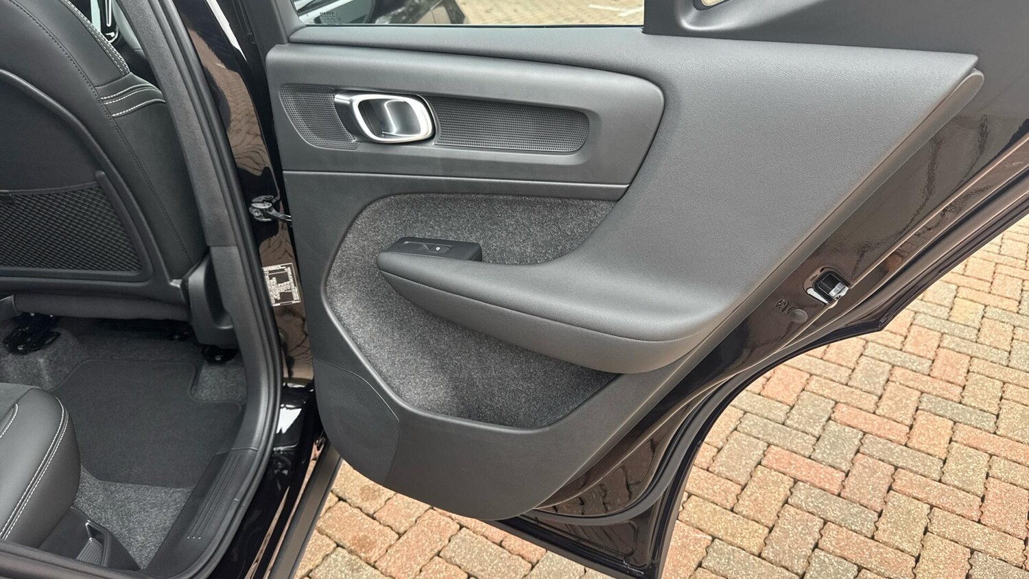 Used Volvo XC40 for sale - 77824424: Photo 17