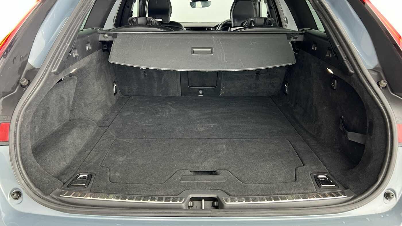 Used Volvo V90 2021 for sale - 77091085: Photo 5