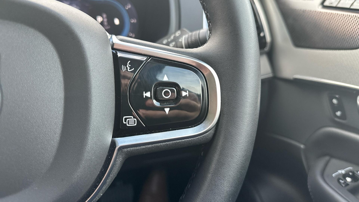 Used Volvo XC90 2022 for sale - 76371185: Photo 20