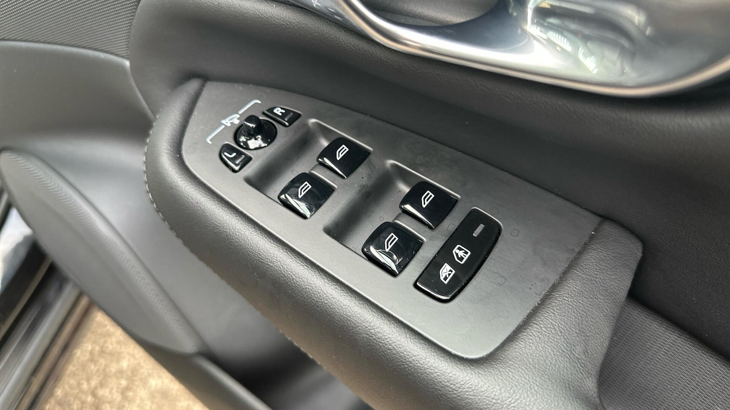 Used Volvo XC90 2022 for sale - 76371185: Photo 22