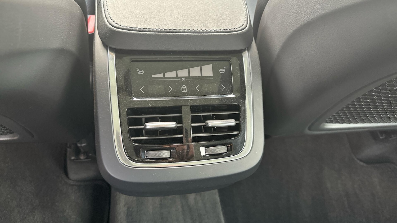 Used Volvo XC90 2022 for sale - 76371185: Photo 47