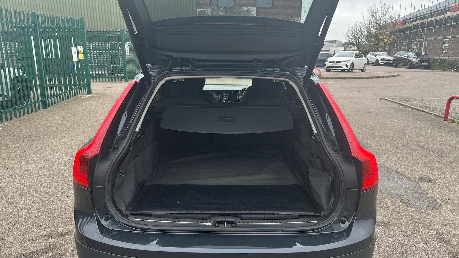 Used Volvo V90 2019 for sale - 76423604: Photo 13