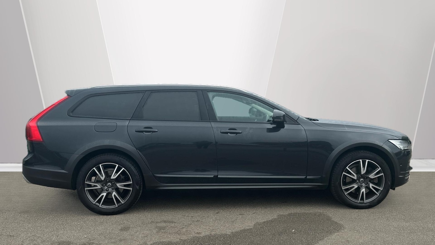 Used Volvo V90 2019 for sale - 76423604: Photo 3