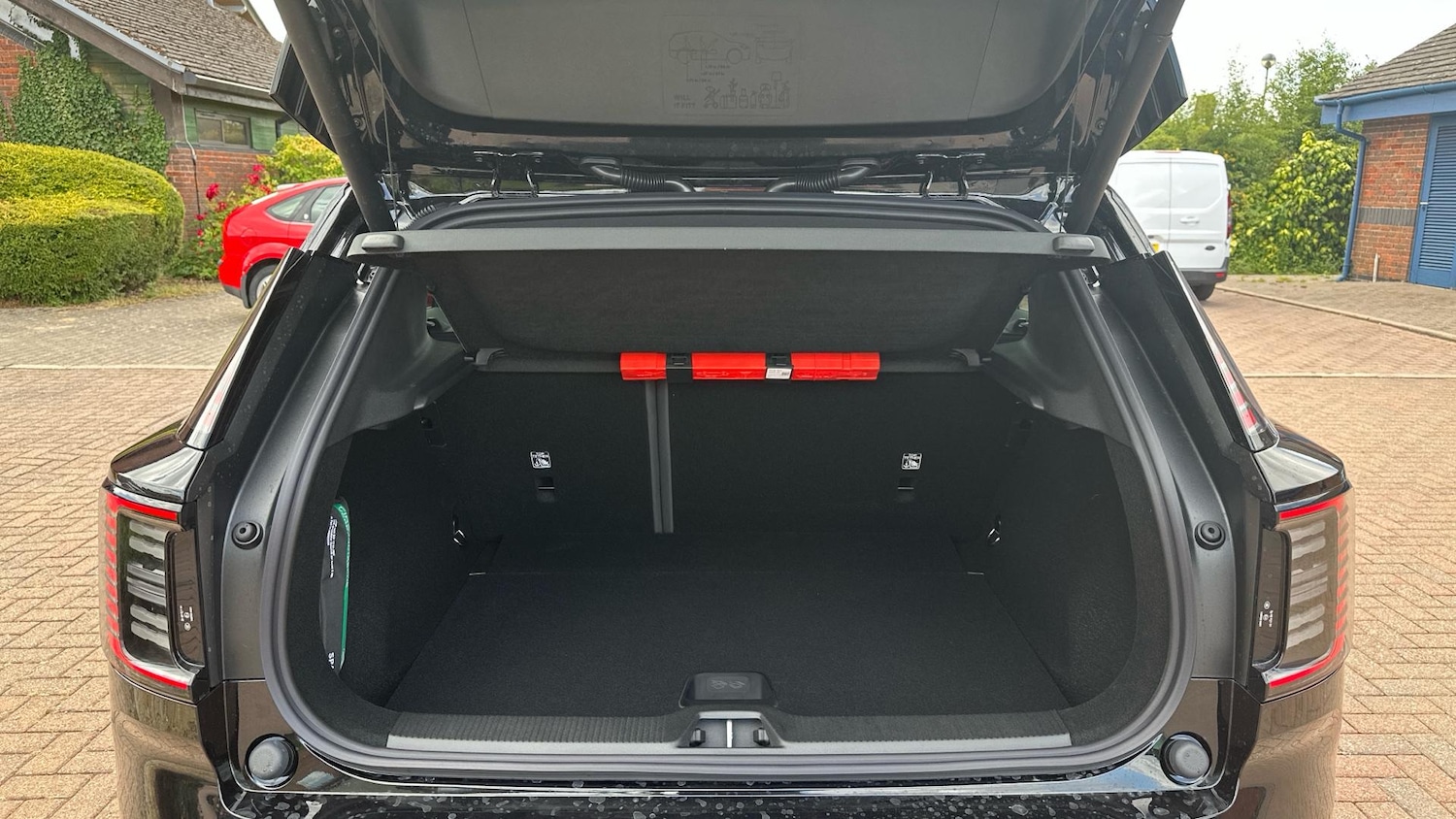 Used Volvo EX30 2025 for sale - 76307238: Photo 13