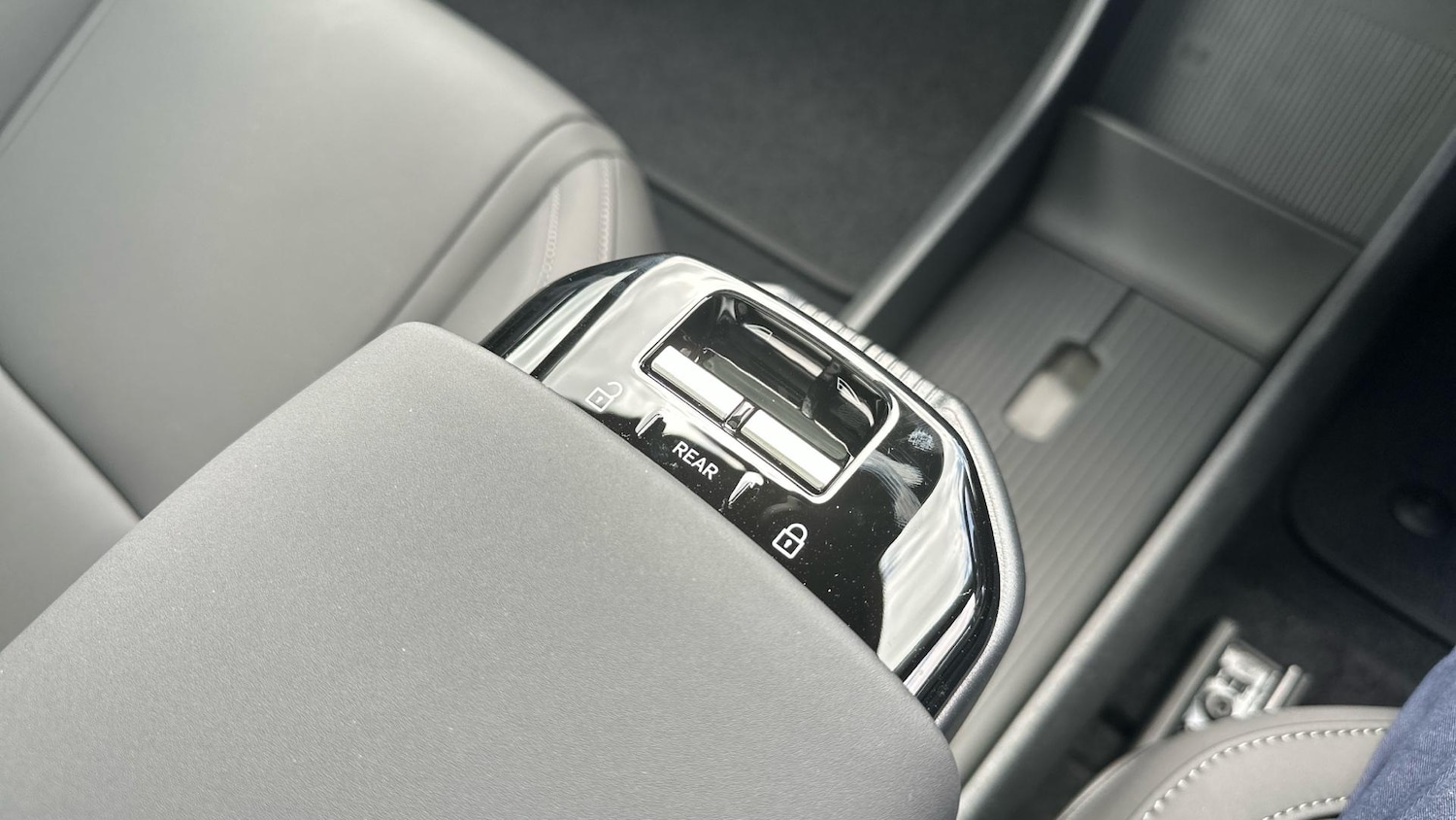 Used Volvo EX30 2025 for sale - 76307238: Photo 22