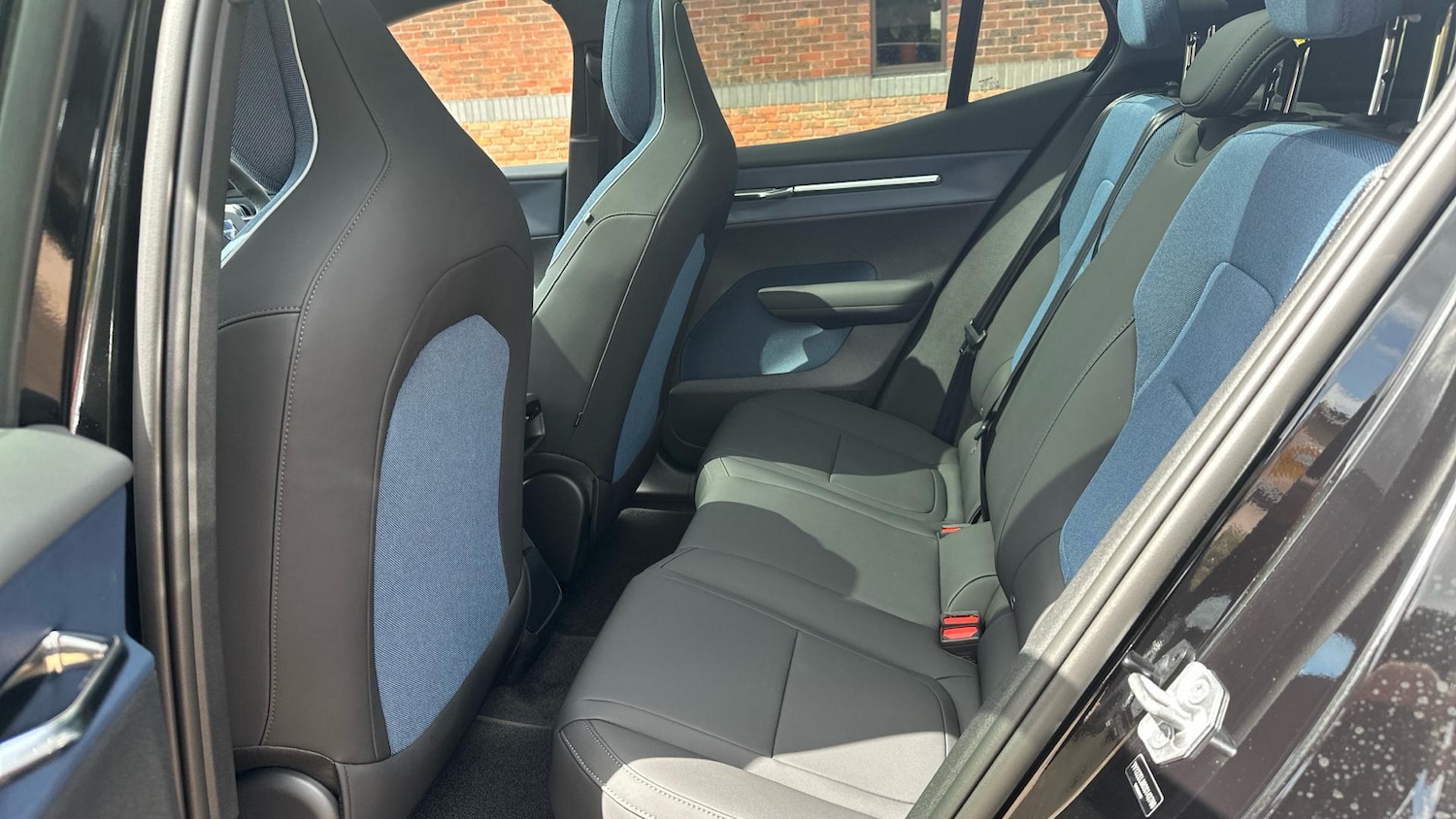 Used Volvo EX30 2025 for sale - 76307238: Photo 31