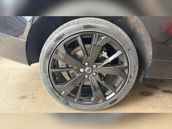 Used Volvo XC60 2025 for sale - 79303457: Photo