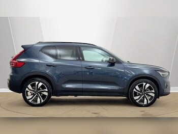 Used Volvo XC40 2025 for sale - 78405060: Photo