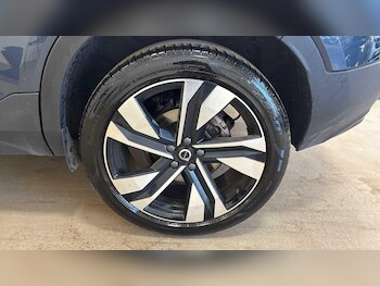 Used Volvo XC40 2025 for sale - 78405060: Photo