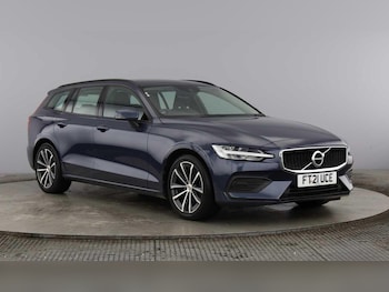 (21) - Momentum, B3 mild hybrid 5-Door