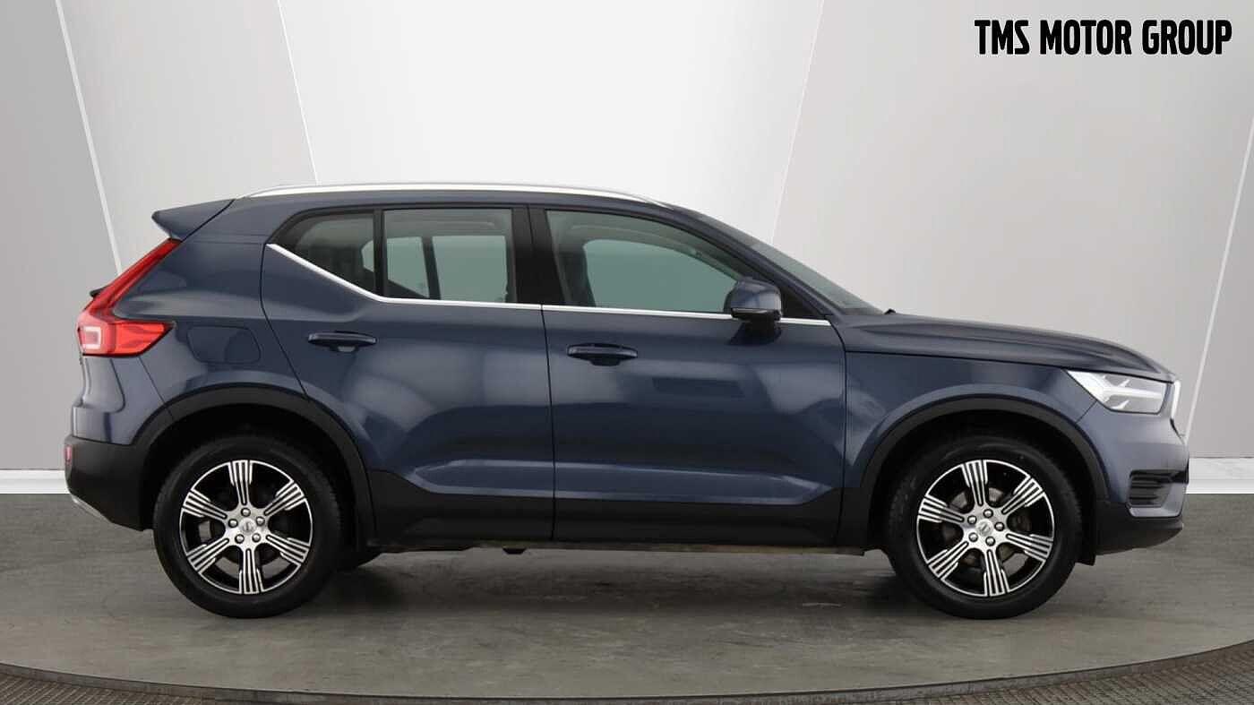 Used Volvo XC40 2021 for sale - 77673107: Photo 2