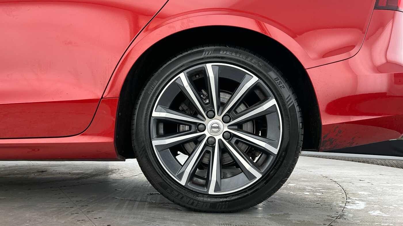 Used Volvo V60 2021 for sale - 76701782: Photo 4