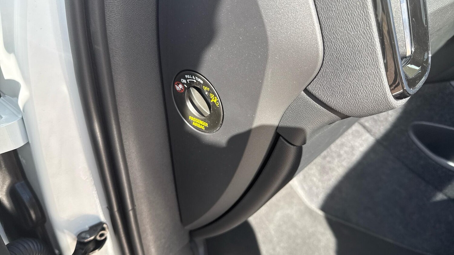 Used Volvo XC40 2025 for sale - 77510804: Photo 44