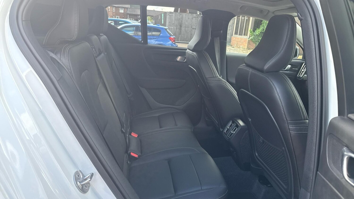 Used Volvo XC40 2025 for sale - 77510804: Photo 6