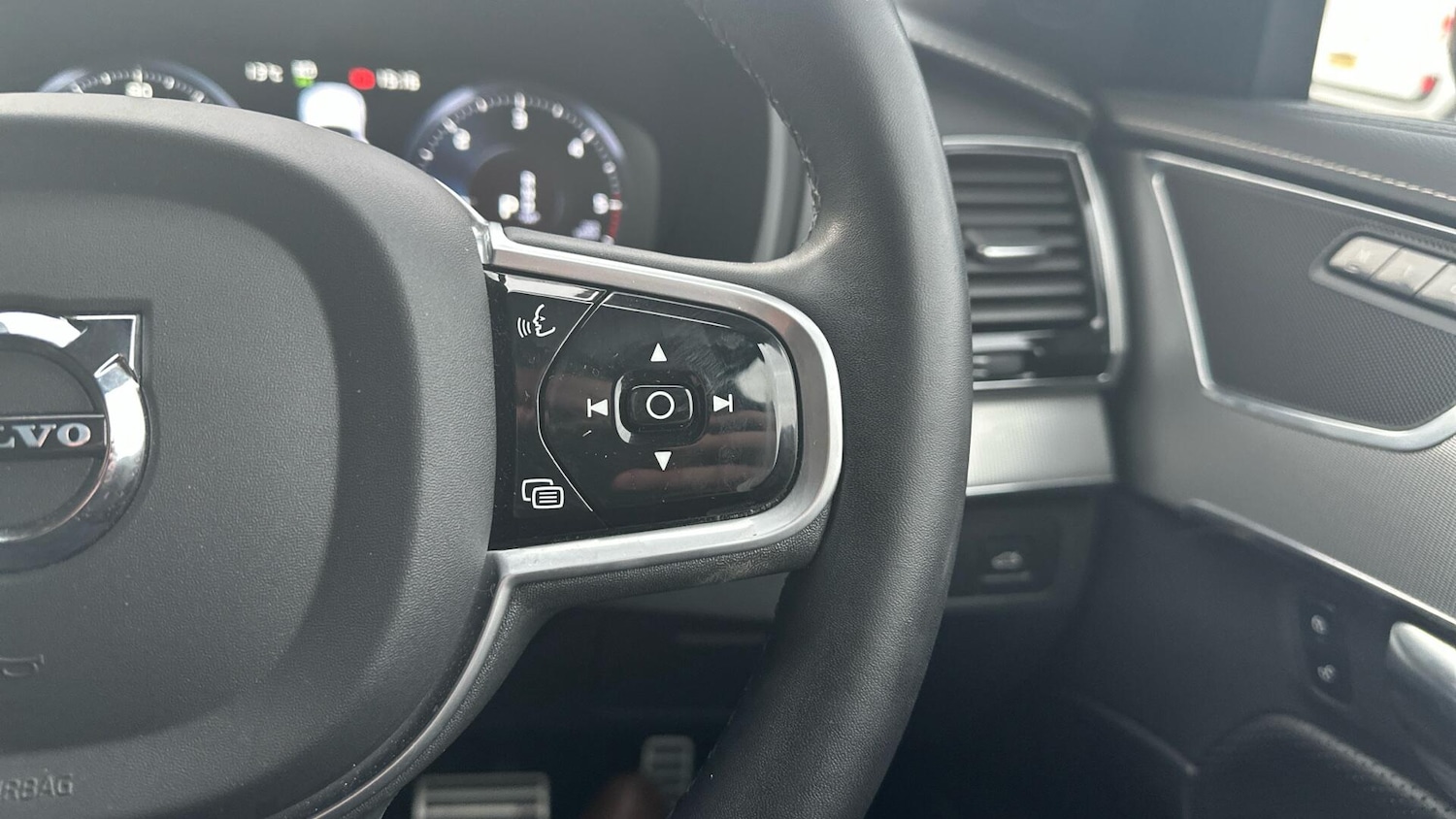 Used Volvo XC90 2021 for sale - 76307246: Photo 20