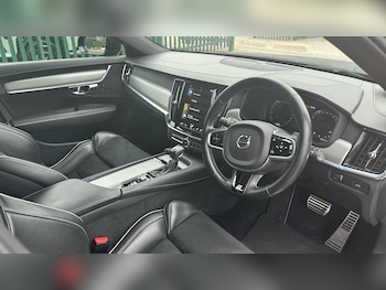 Used Volvo V90 2020 for sale - 76399107: Photo