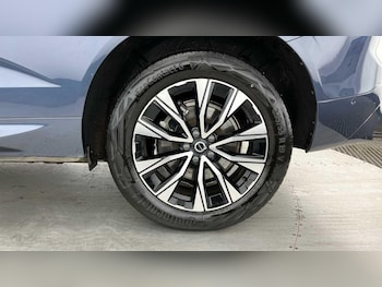 Used Volvo XC60 2023 for sale - 78046947: Photo