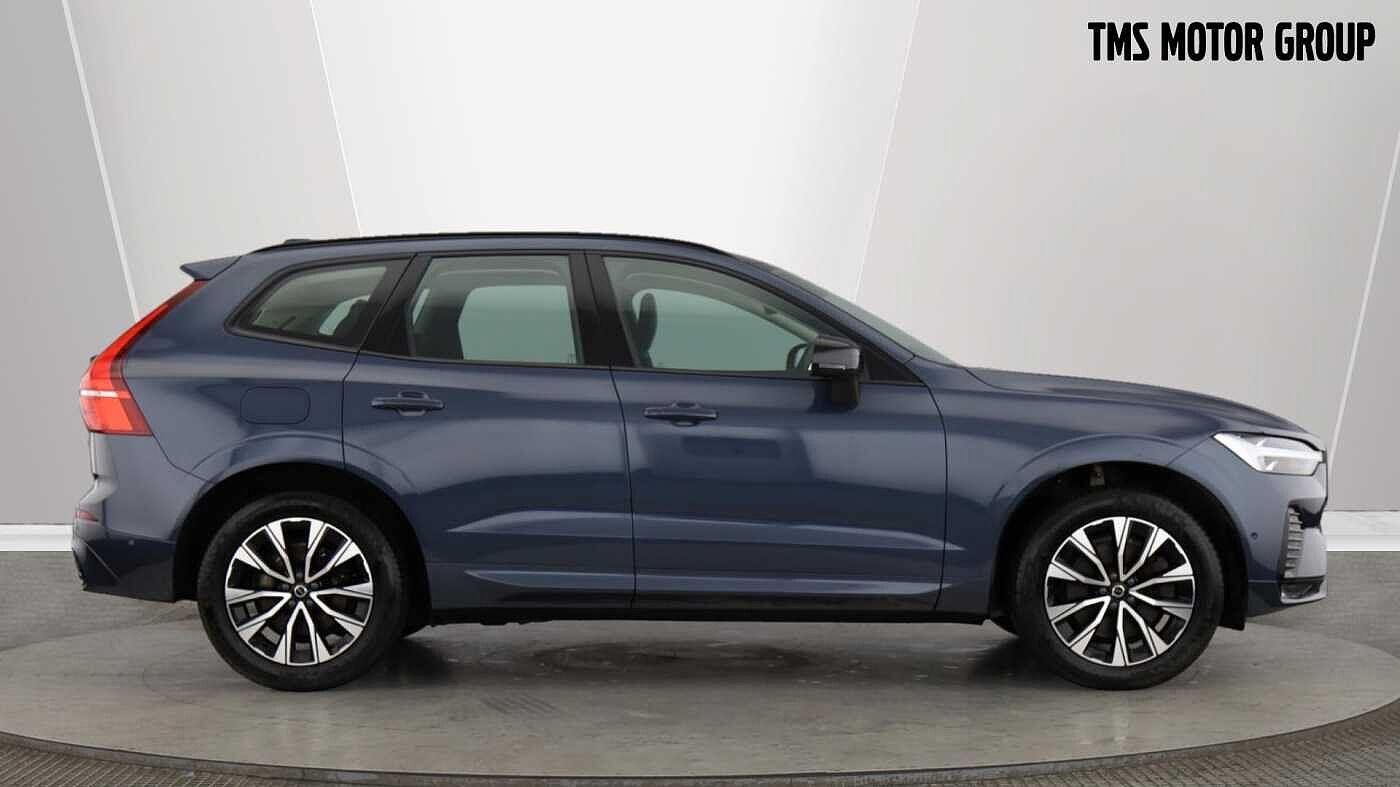 Used Volvo XC60 2023 for sale - 76645040: Photo 2