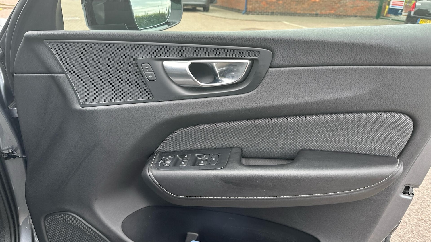 Used Volvo XC60 2021 for sale - 76306365: Photo 27