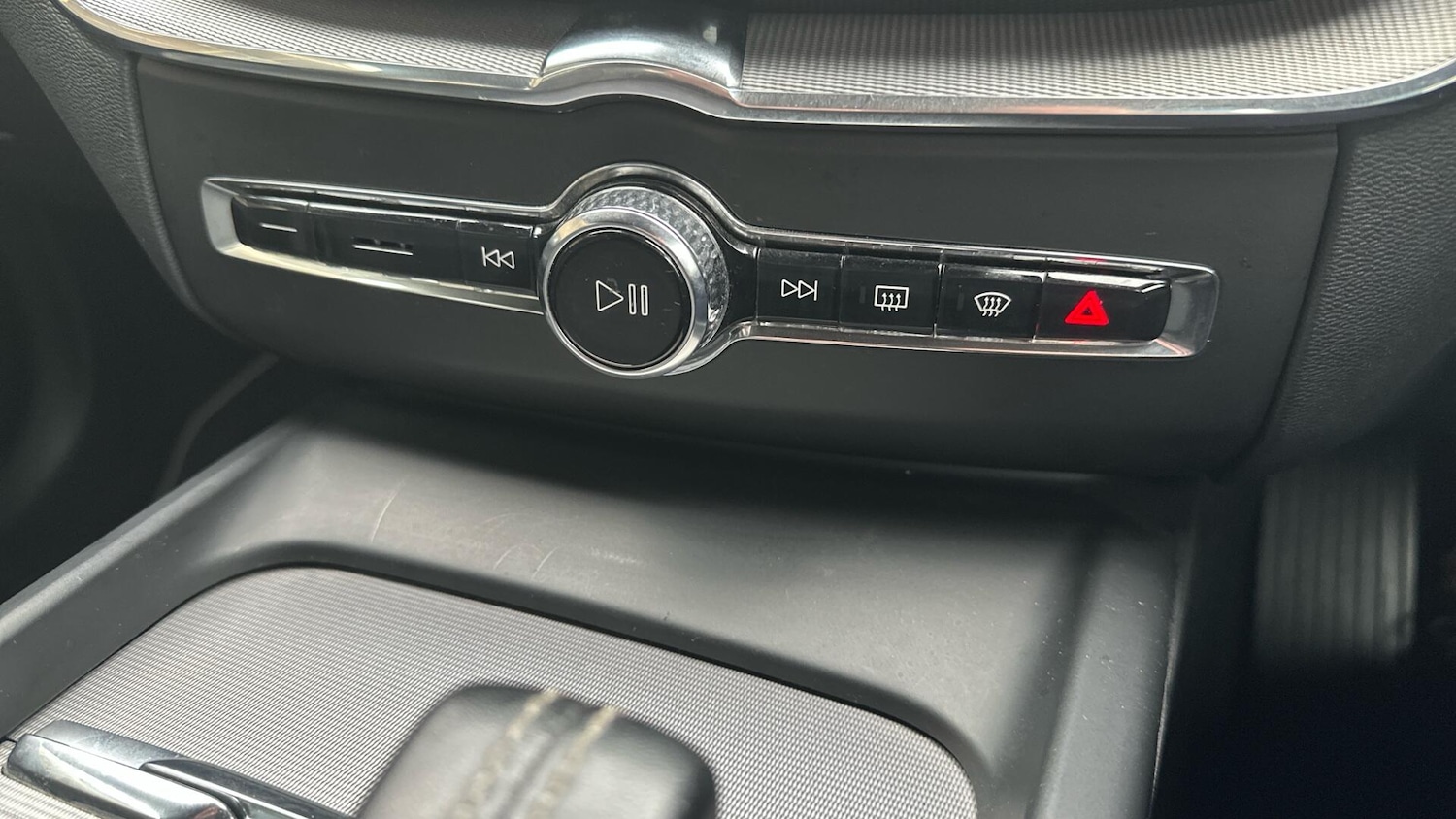 Used Volvo XC60 2021 for sale - 76306365: Photo 49