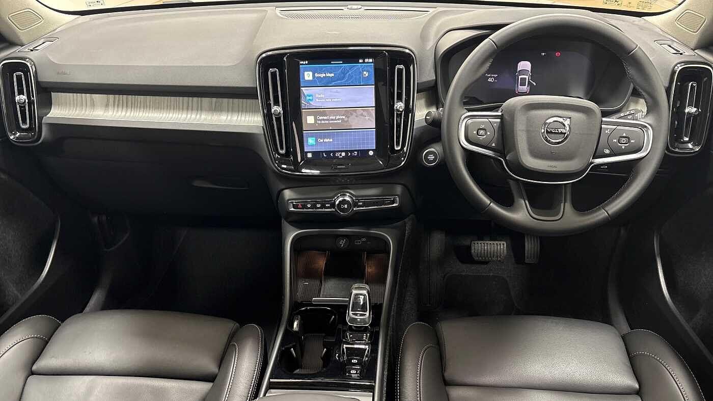 Used Volvo XC40 2025 for sale - 76314750: Photo 10