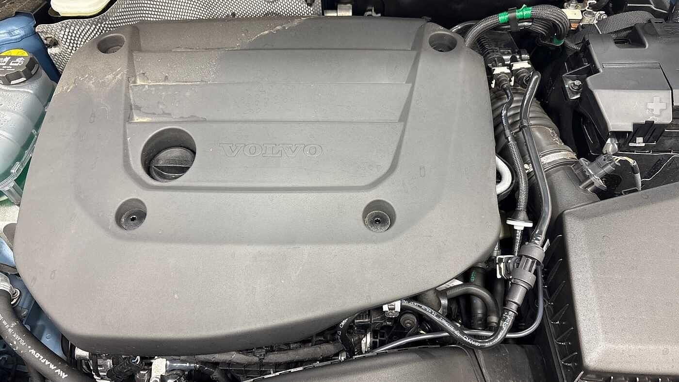 Used Volvo XC40 2025 for sale - 76314750: Photo 15